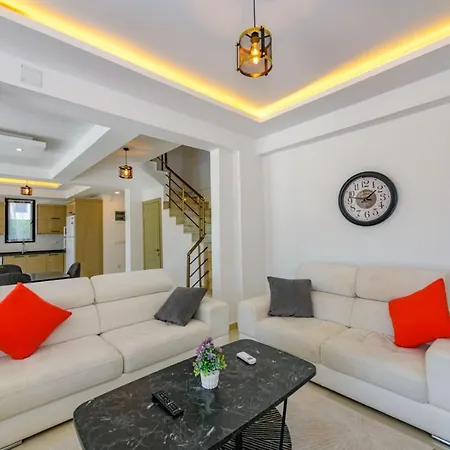 Atlantis - 4 Bedroom In Hisaronu וילה אולודניץ